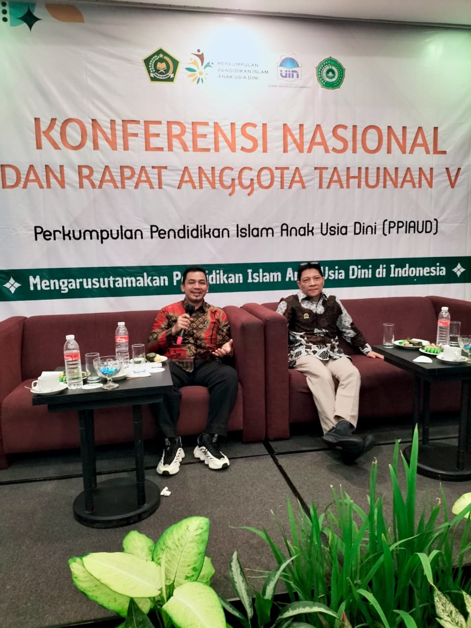 Menguatkan Kolaborasi Akademik, Dosen STAIN Kepri Hadirkan Gagasan Pola Asuh Qur’ani di Konferensi Nasional PPIAUD