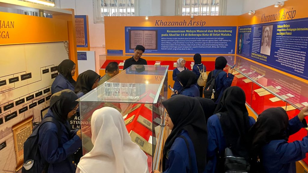 Mahasiswa PIAUD STAIN Kepri Jejaki Jejak Hadis di Naskah Melayu dalam Studi Lapangan Bermakna di Museum Tanjungpinang