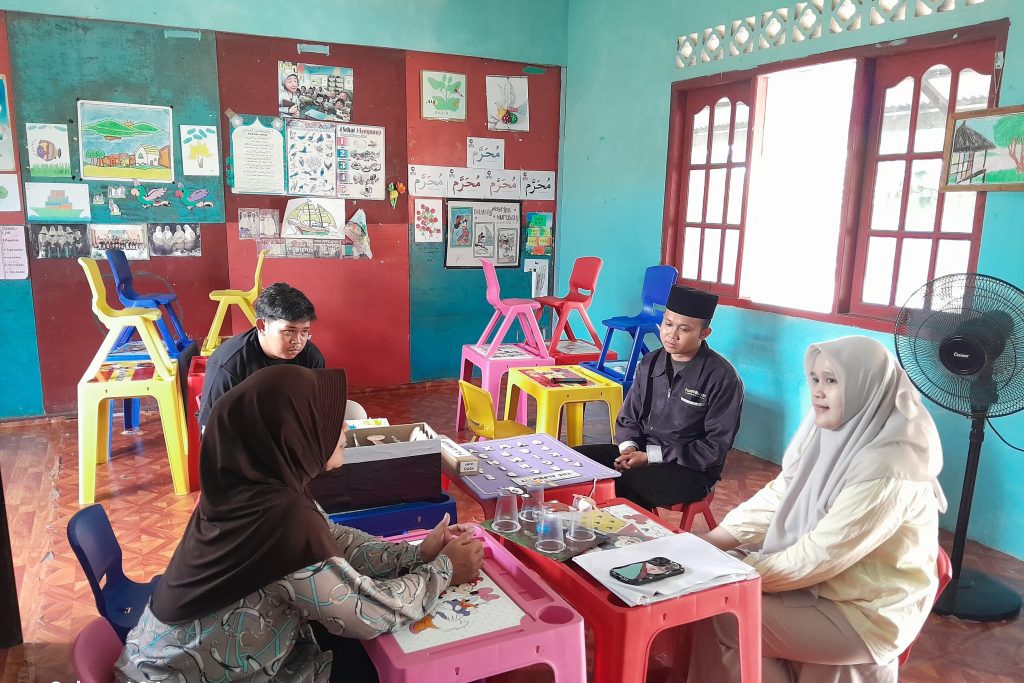 PRODI PIAUD STAIN SULTAN ABDURRAHMAN SERAHKAN APE KARYA MAHASISWA KE RA ALAM ASRI, WUJUD NYATA IMPLEMENTASI PKS DENGAN IGRA BINTAN