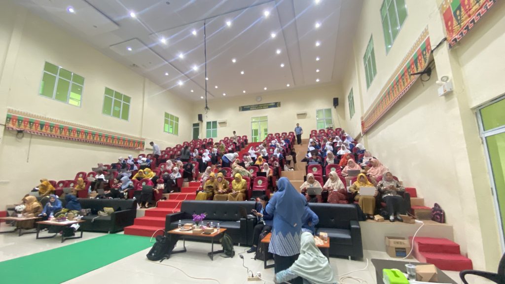 PRODI PIAUD STAIN SAR KEPRI GELAR PENDAMPINGAN PENGGUNAAN AI, TINGKATKAN KREATIVITAS GURU PAU SE-KOTA TANJUNGPINANG