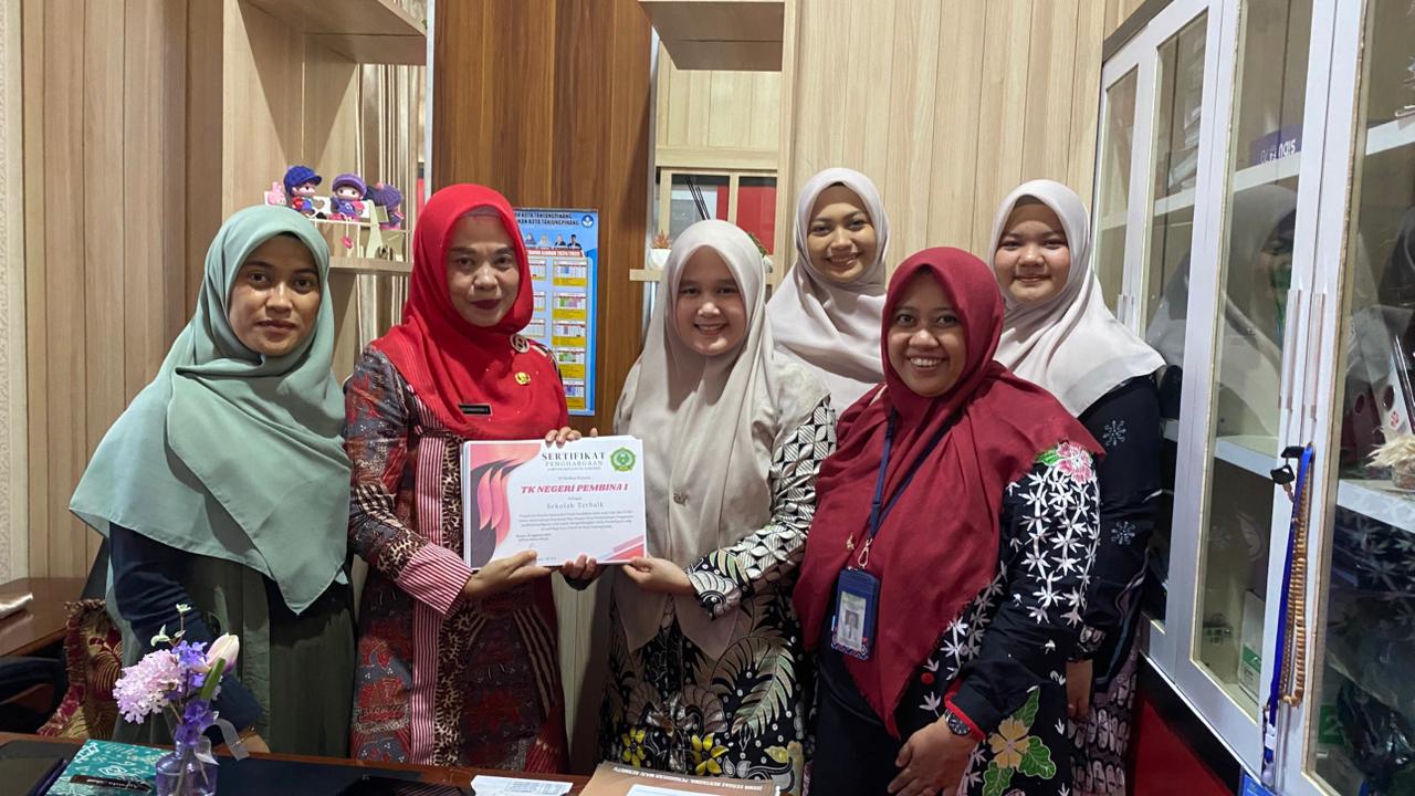 Sukses! Tim Pengabdian Prodi PIAUD Gelar Seminar Akhir Pelatihan AI untuk Guru PAUD se-Kota Tanjungpinang