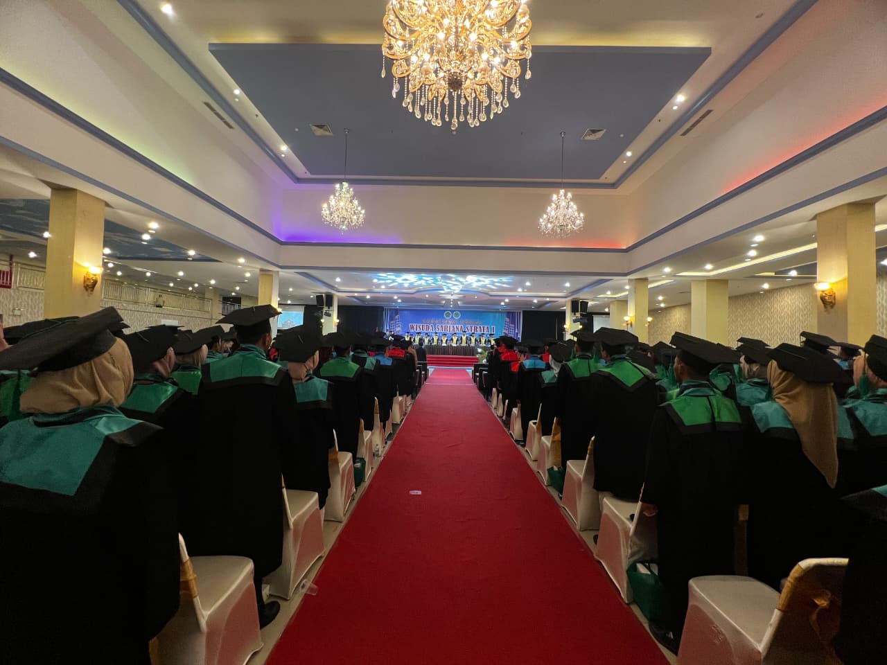 Delapan Lulusan PIAUD Bersinar di Wisuda STAIN SAR Kepri 2025