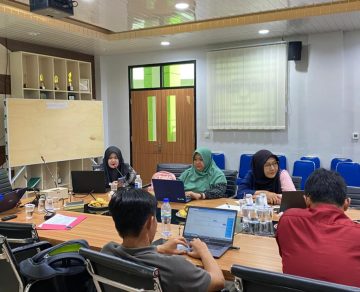 RAPAT PERSIAPAN REAKREDITASI PRODI PIAUD STAIN SULTAN ABDURRAHMAN KEPRI