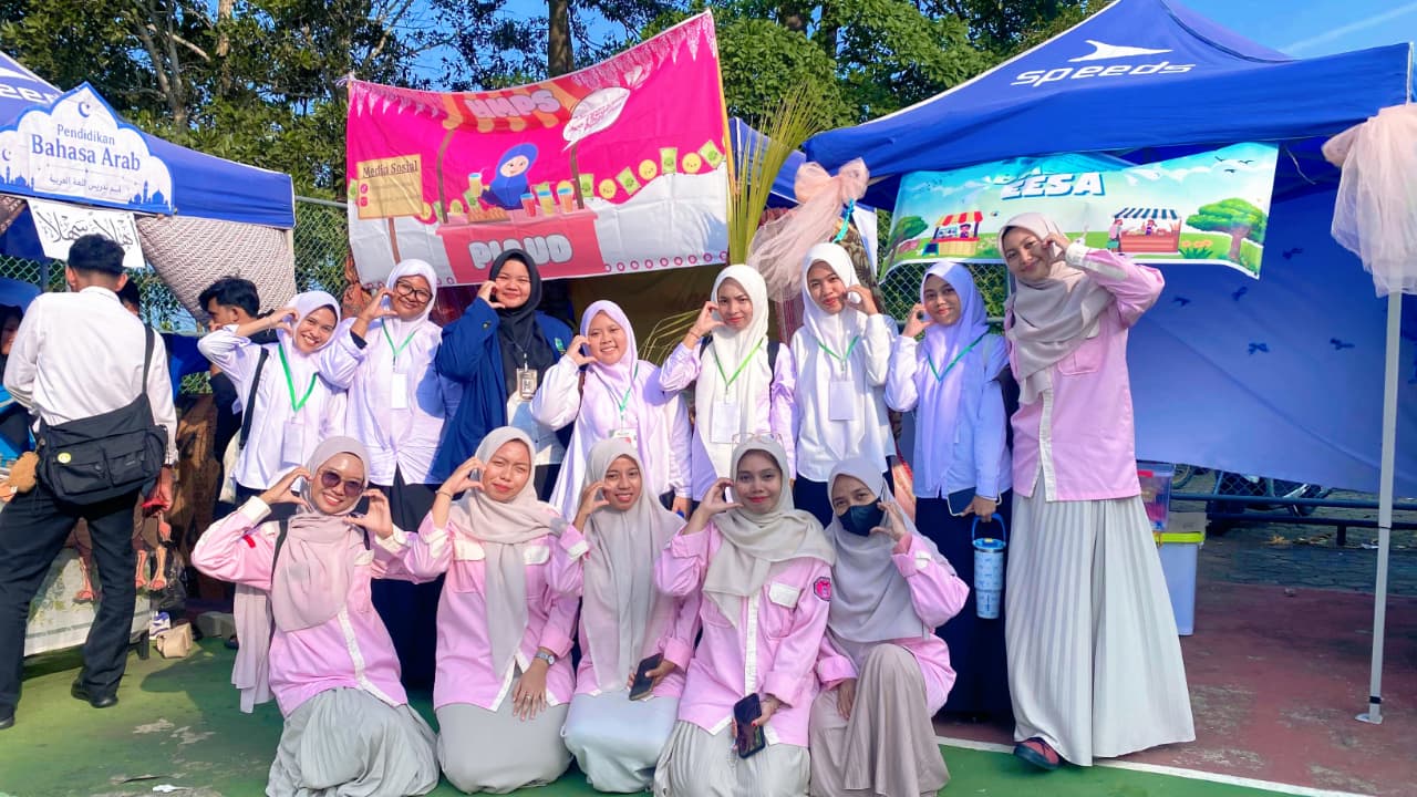 HMPS TURUT MERIAHKAN BAZAR PBAK 2026, HADIRKAN SEMANGAT KEWIRAUSAHAAN MAHASISWA