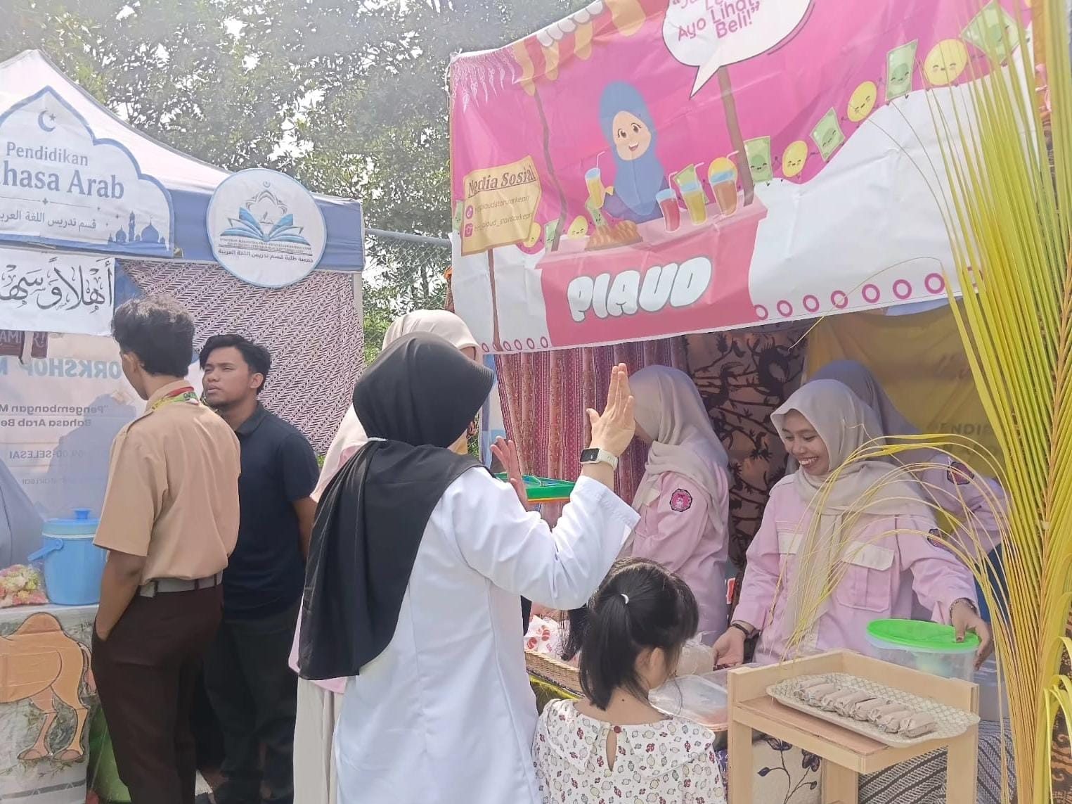 HMPS TURUT MERIAHKAN BAZAR PBAK 2026, HADIRKAN SEMANGAT KEWIRAUSAHAAN MAHASISWA